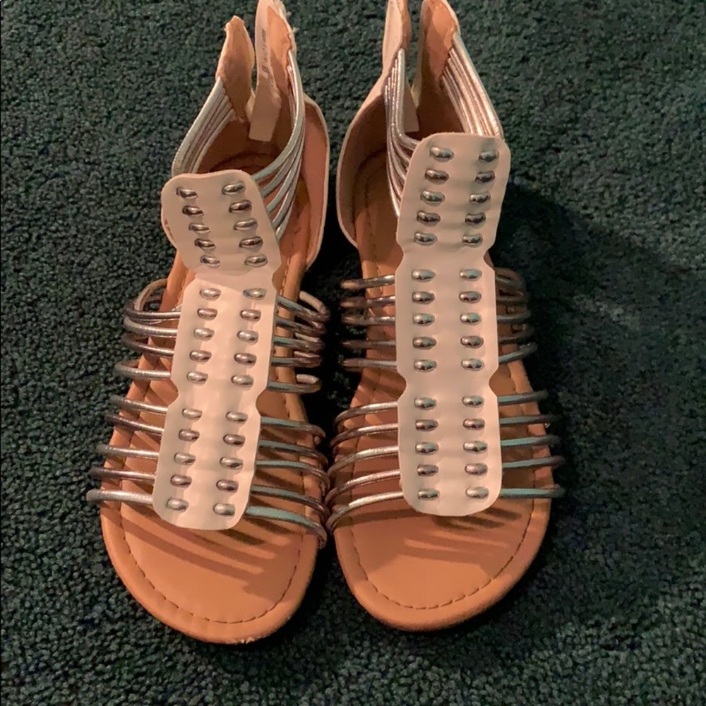 Children’s sandals